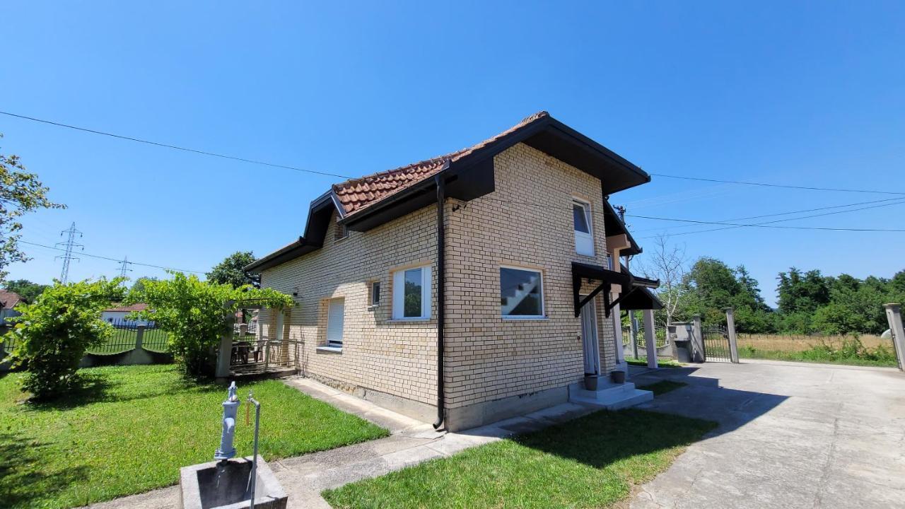 Apartman Progresso Βάλιεβο Εξωτερικό φωτογραφία