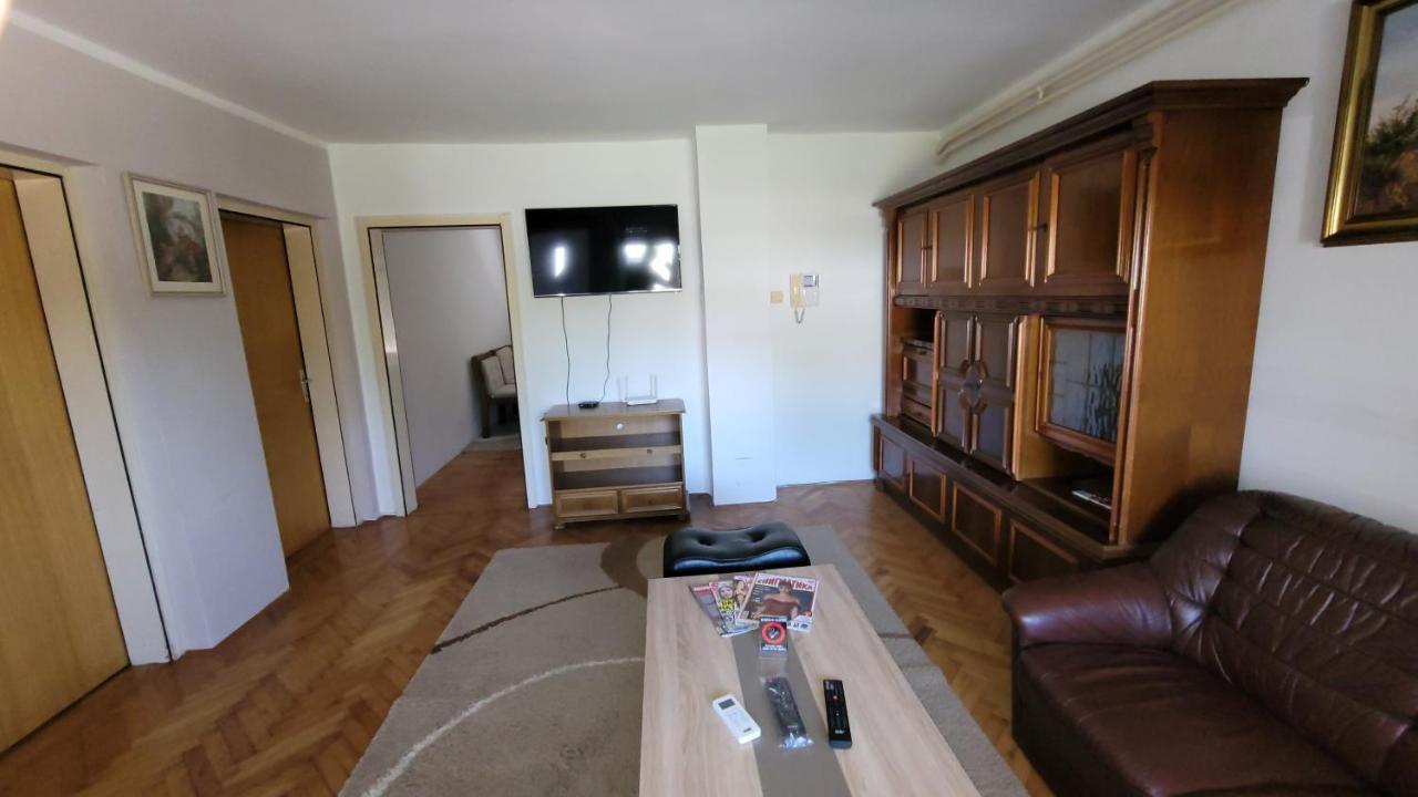 Apartman Progresso Βάλιεβο Εξωτερικό φωτογραφία